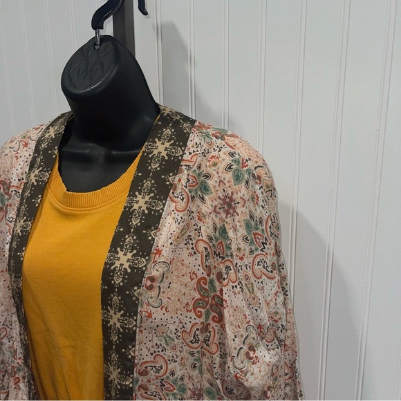 Michael stars Patterned Kimono - Picture 2 of 5